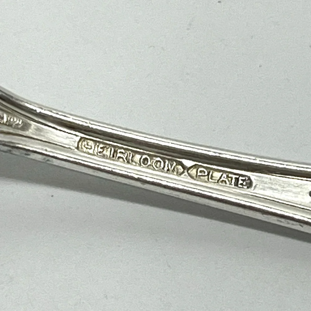Oneida Adelphi Silverplate Heirloom Plate 1922 Silverware Flatware Set Art Deco